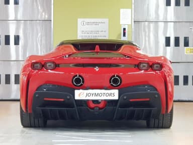SF90 Spyder