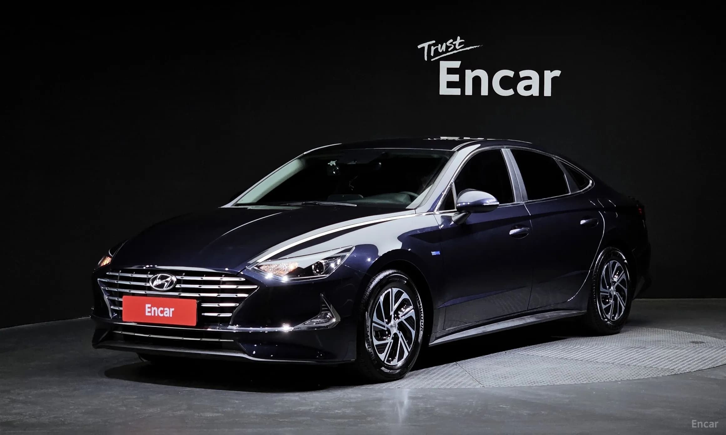 Sonata Hybrid (DN8)