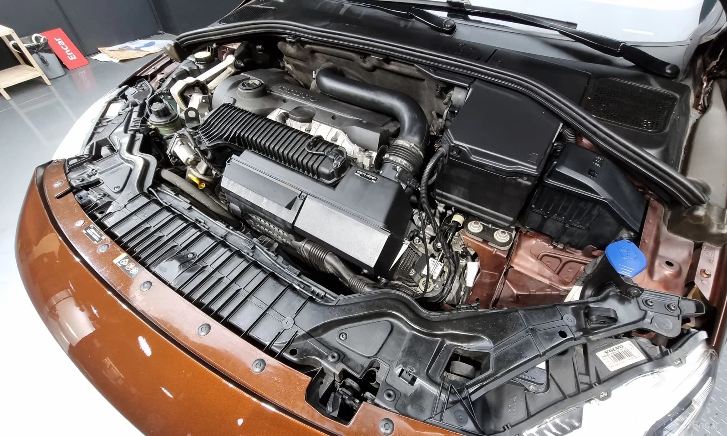 V60 Cross Country