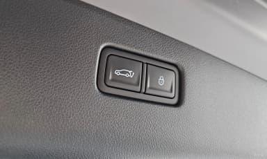 GV70