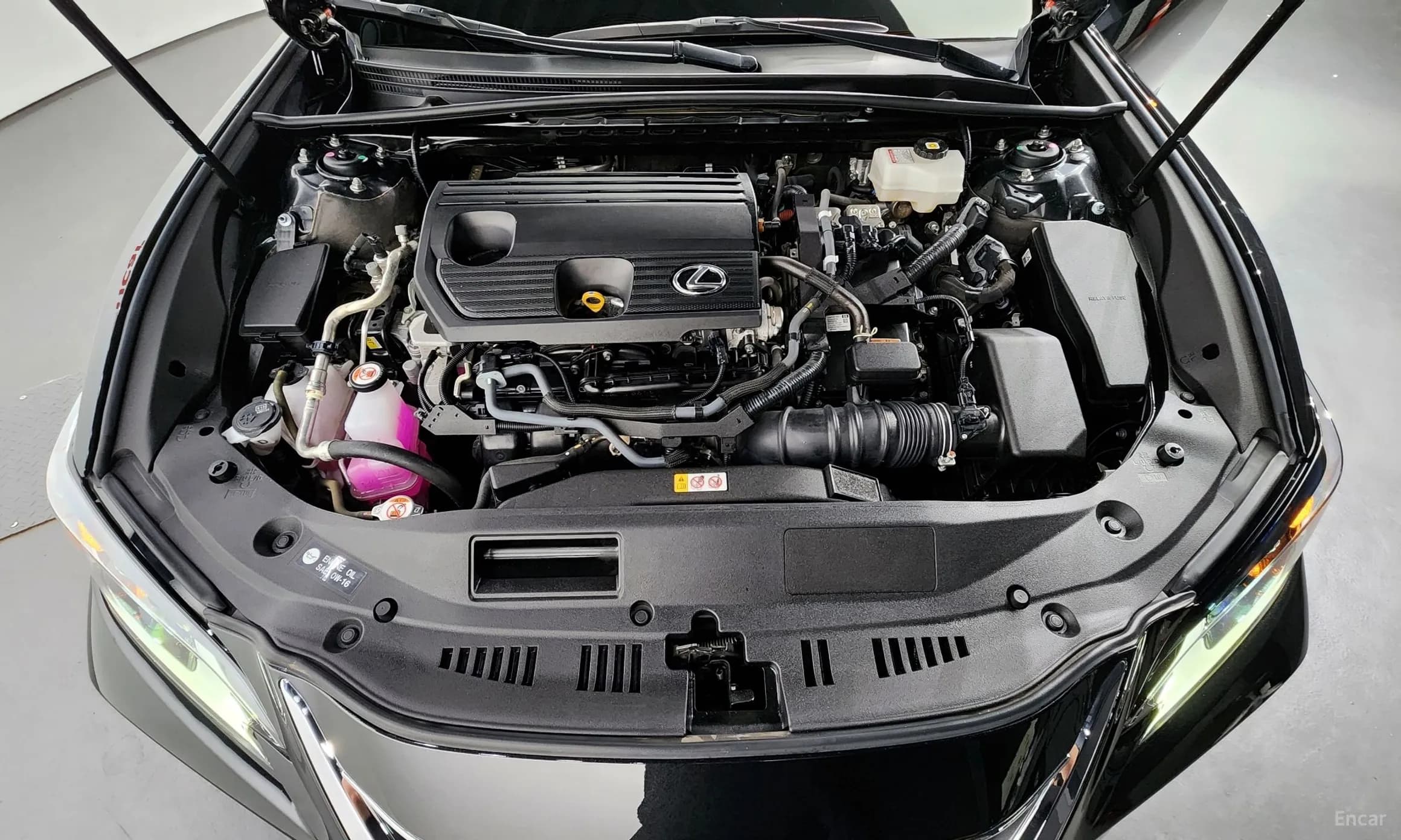 ES300h 7th Generation