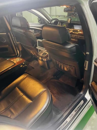 7 Series (E65)