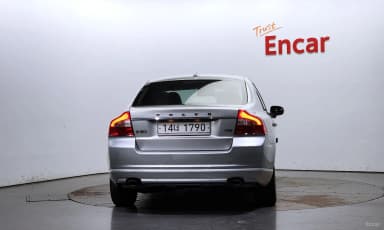 S80
