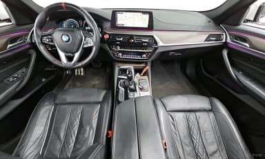 5 Series (G30)