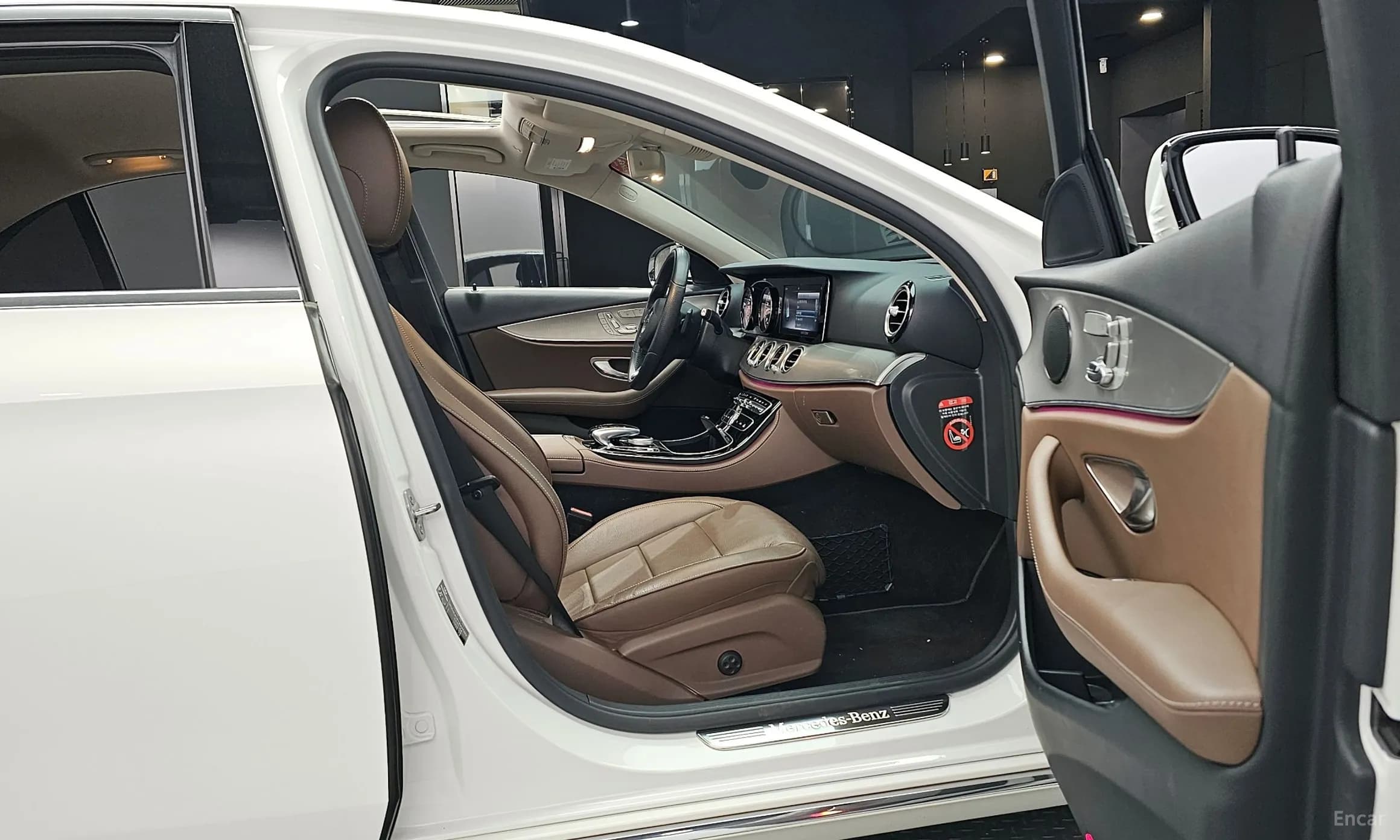 E-Class W213