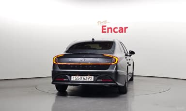 Sonata Hybrid (DN8)