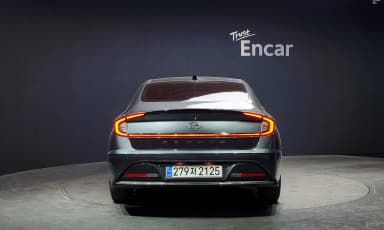 Sonata Hybrid (DN8)