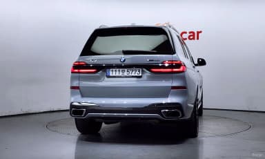 X7 (G07)