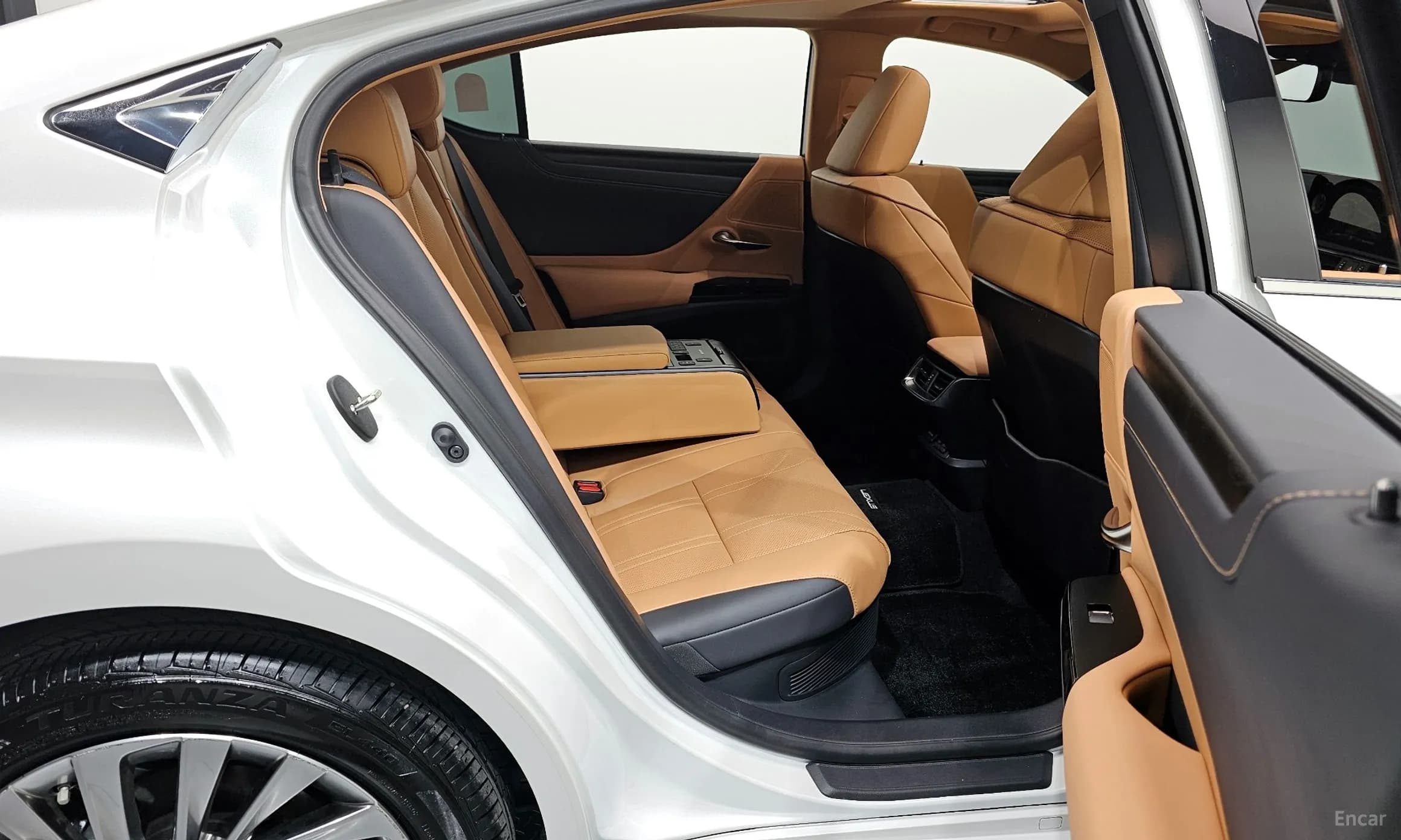 ES300h 7th Generation