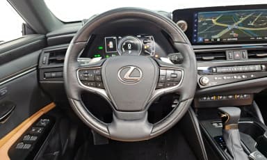 ES300h 7th Generation