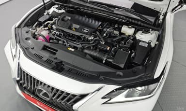 ES300h 7th Generation