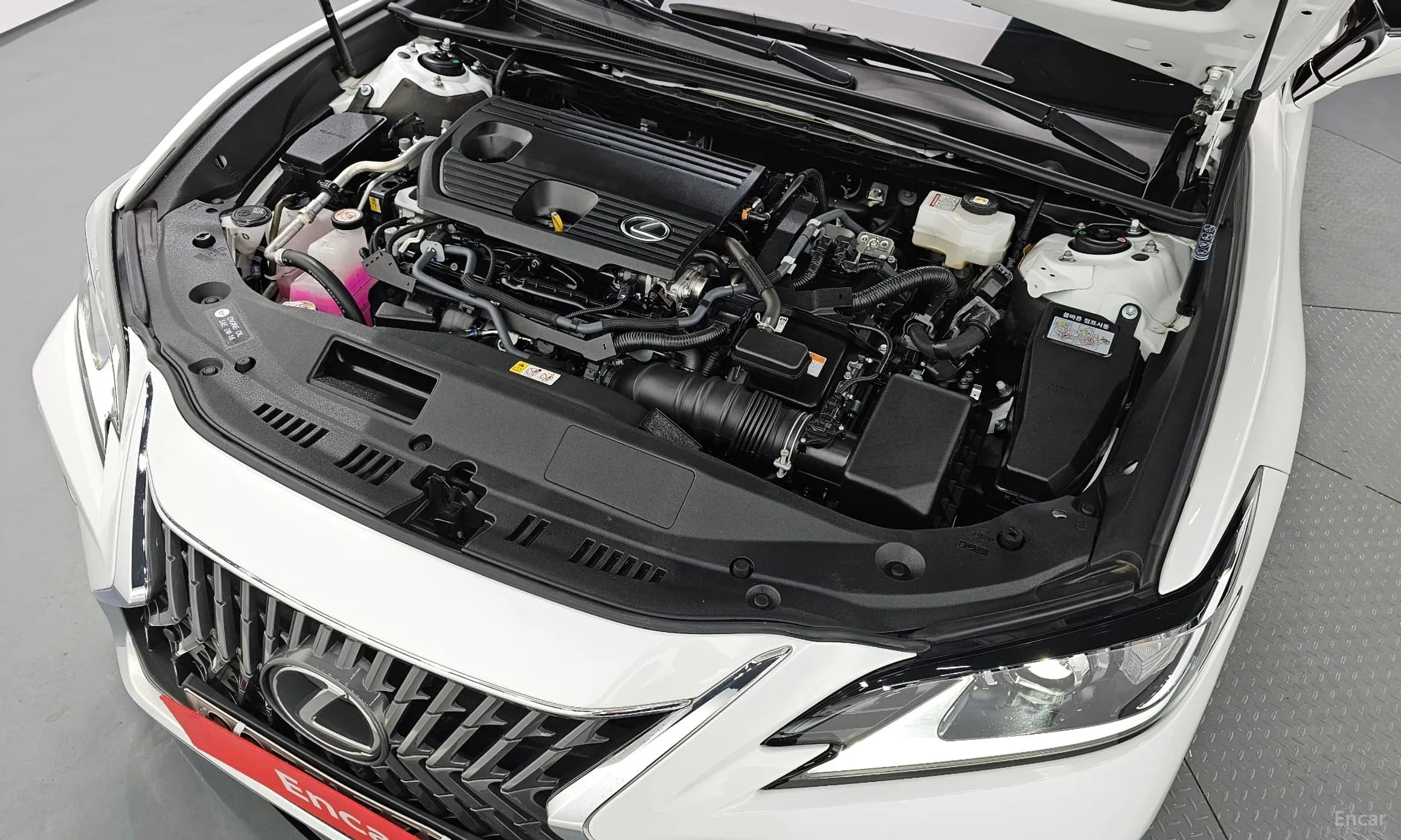 ES300h 7th Generation