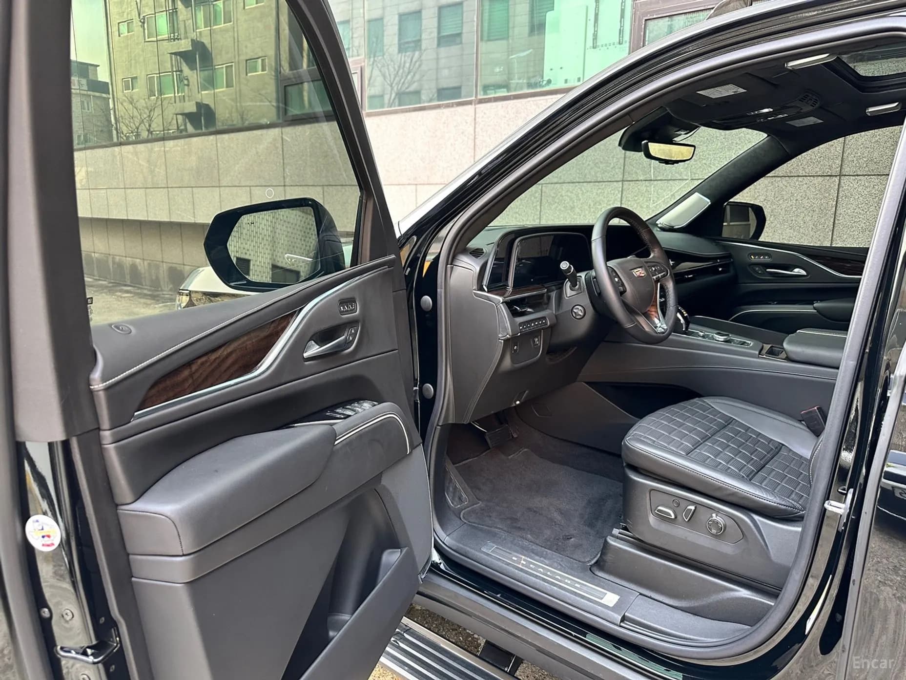 Escalade 5th Generation