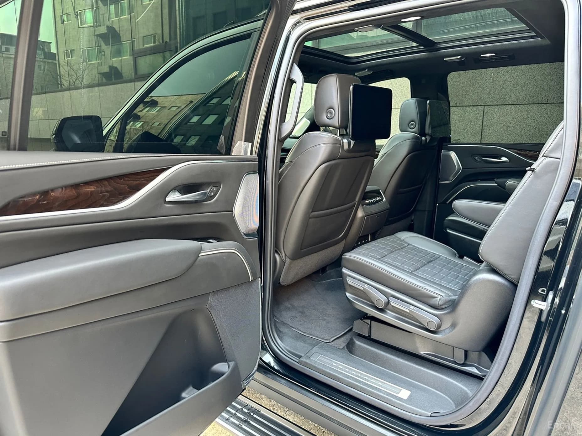 Escalade 5th Generation