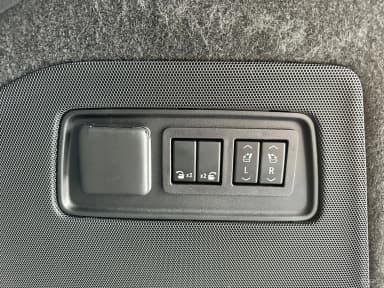 Escalade 5th Generation