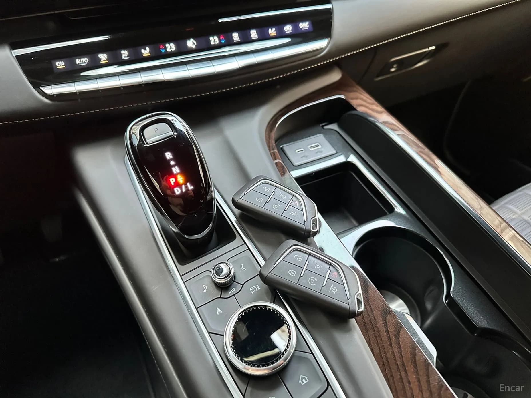 Escalade 5th Generation