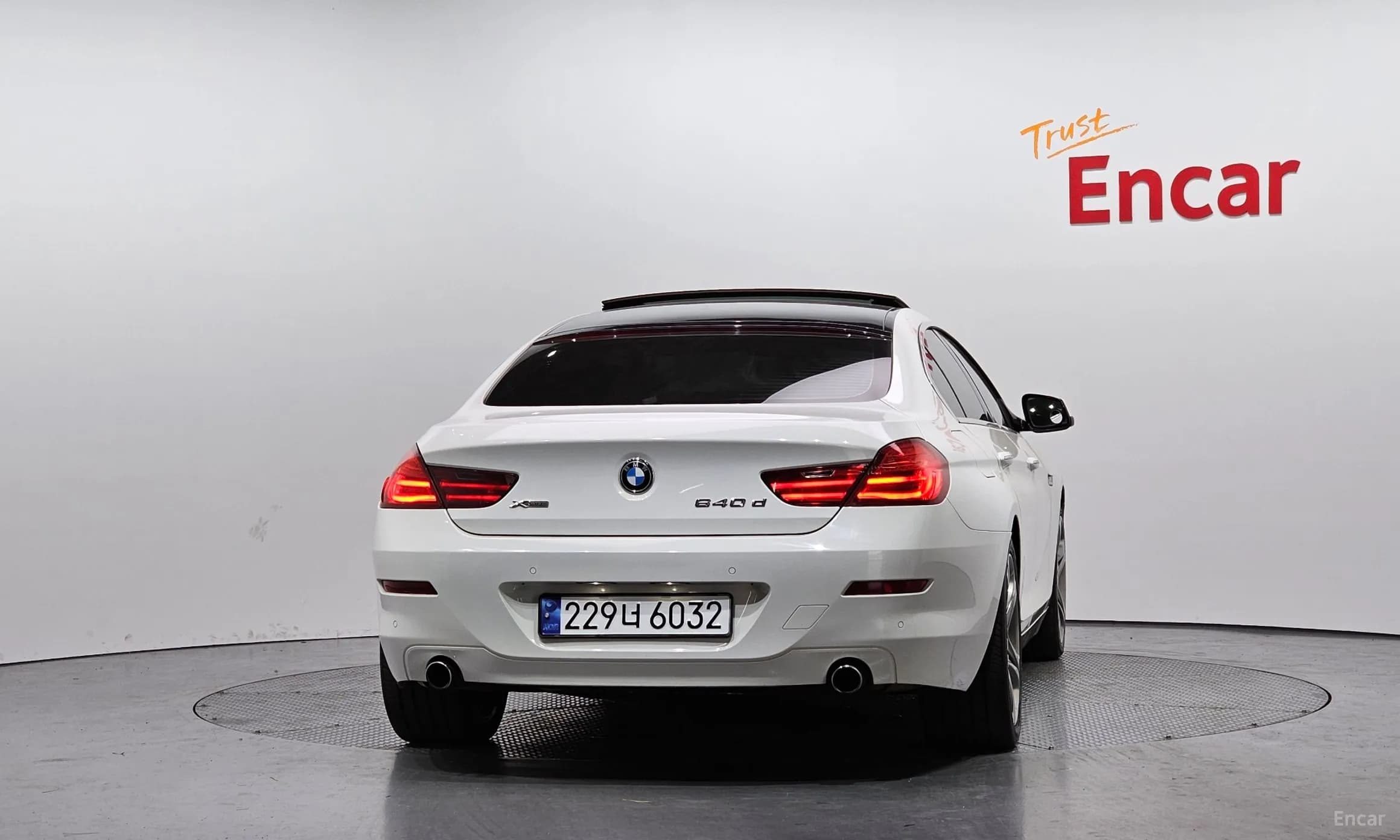 6 Series (F12)