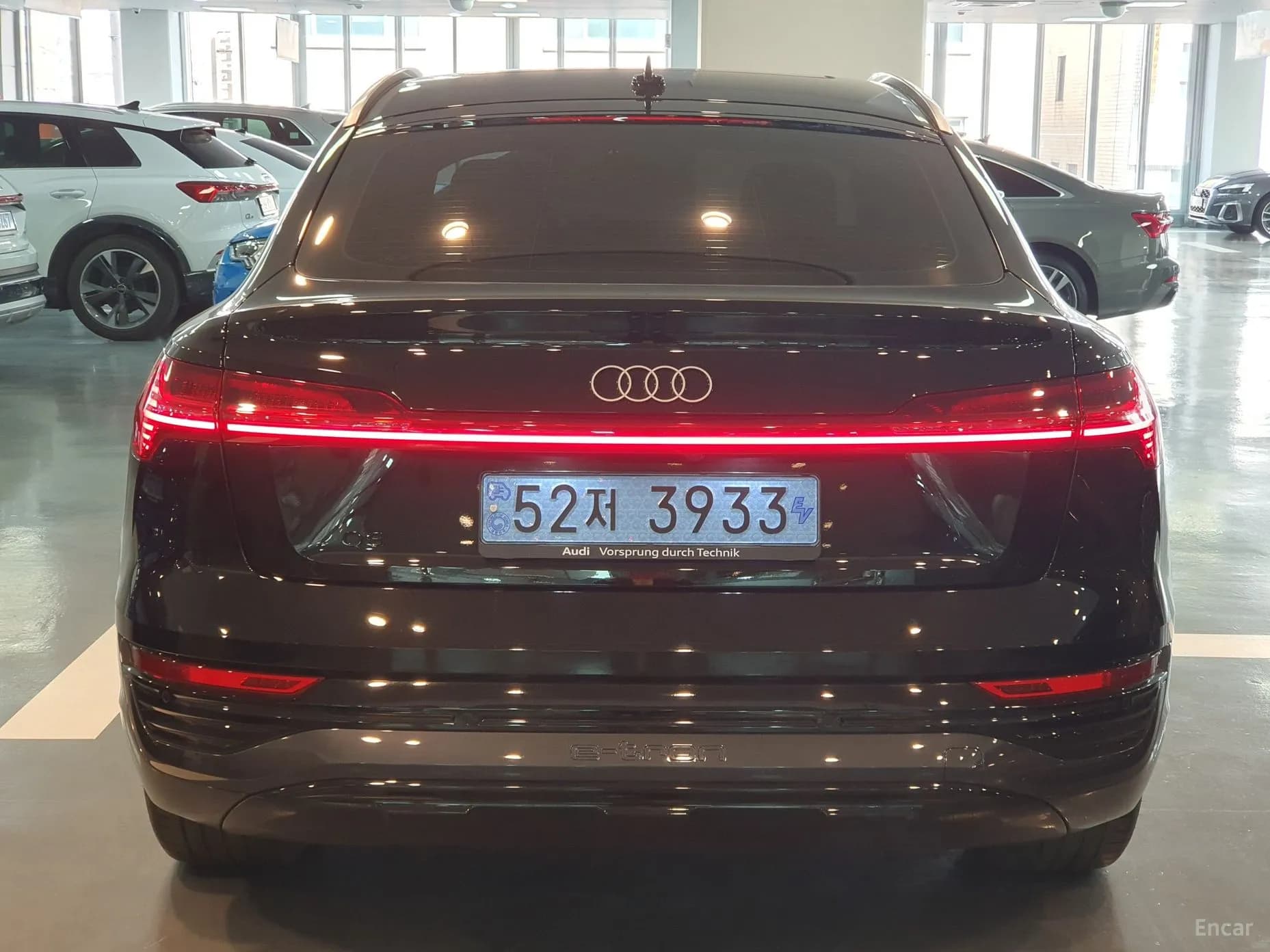 Q8 e-tron (GE)