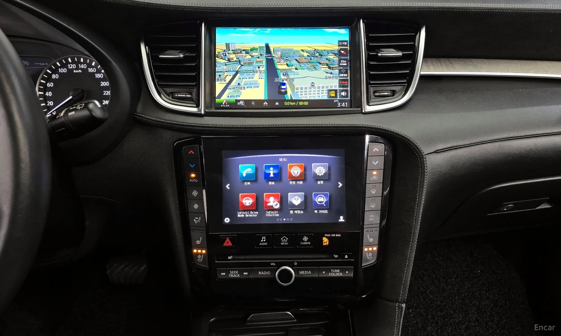 QX50 (P71A)