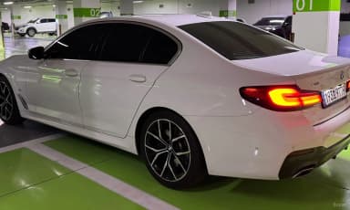 5 Series (G30)