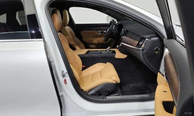 S90