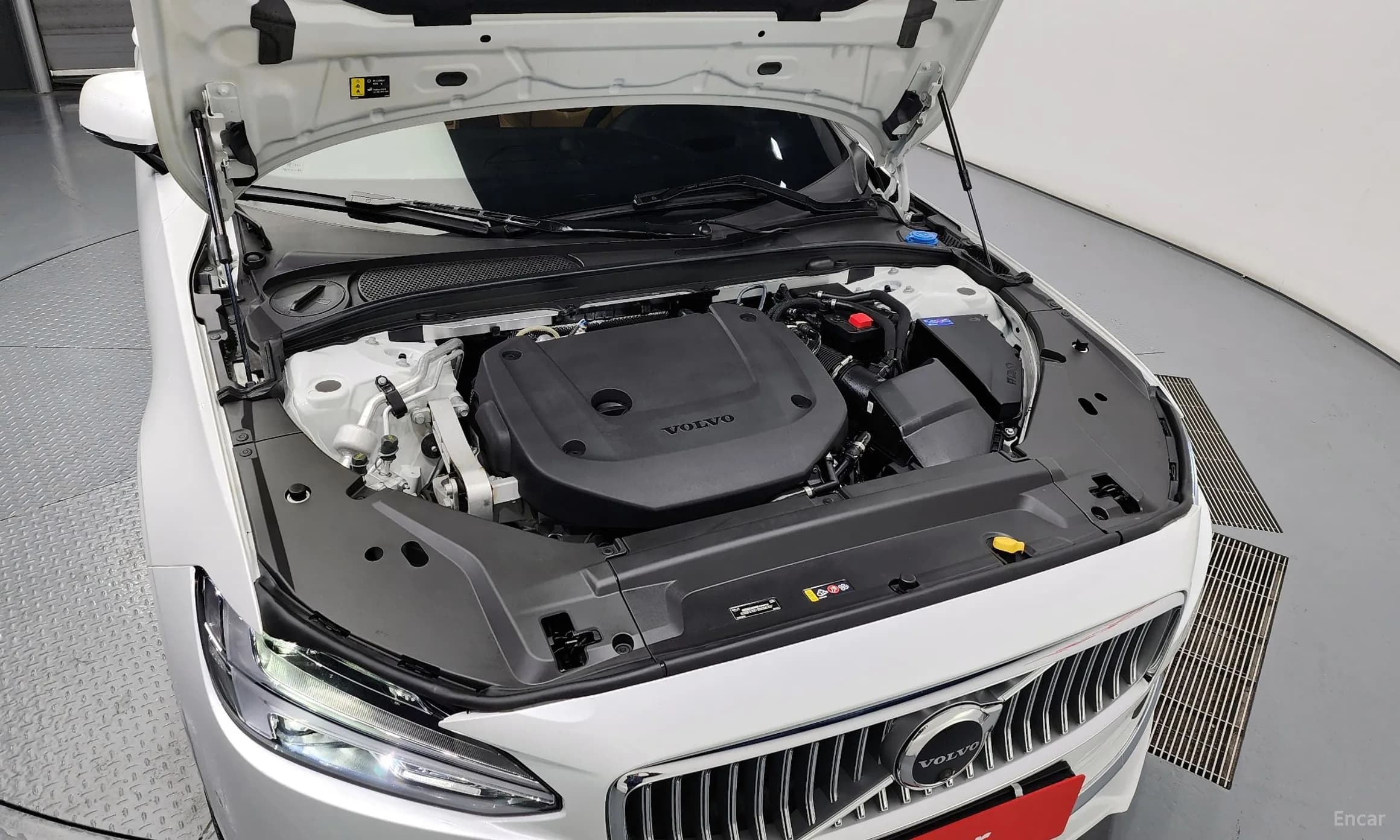 S90