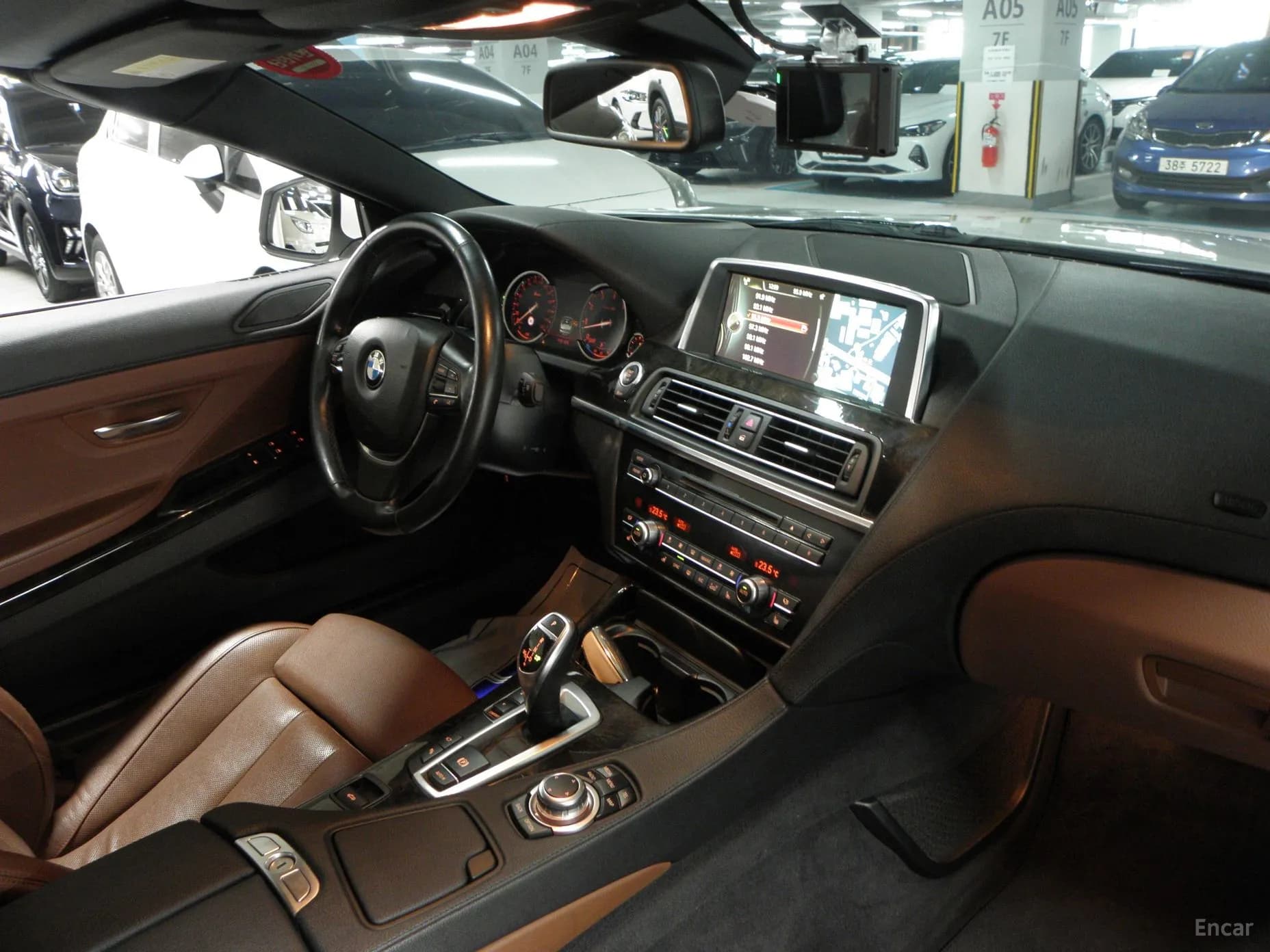 6 Series (F12)