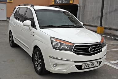 Korando Turismo