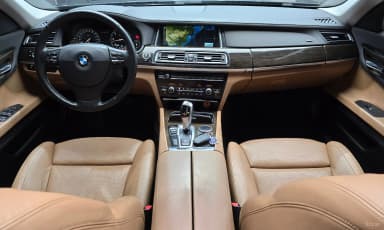 7 Series (F01)