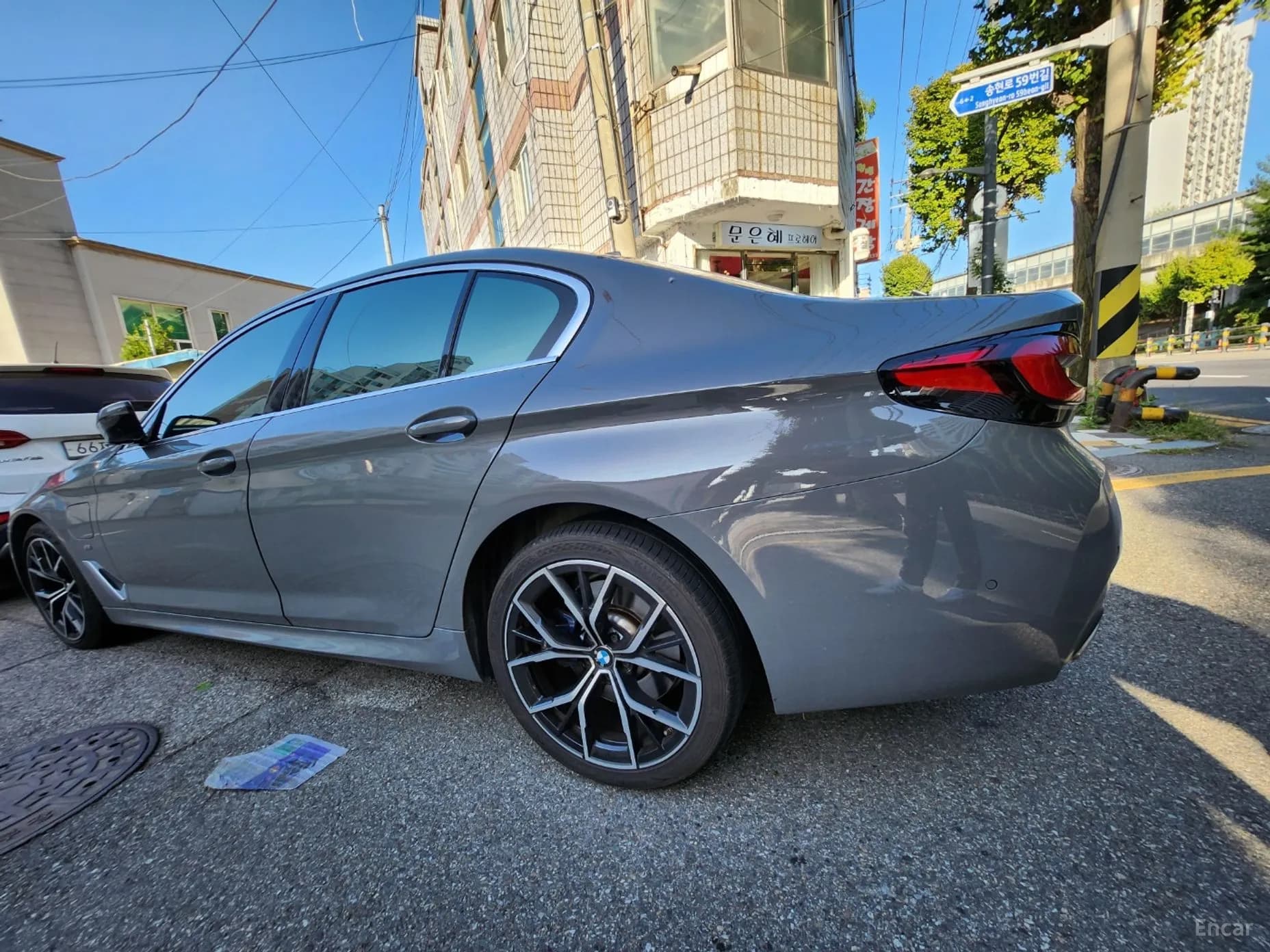 5 Series (G30)