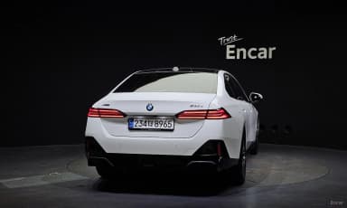 5 Series (G60)