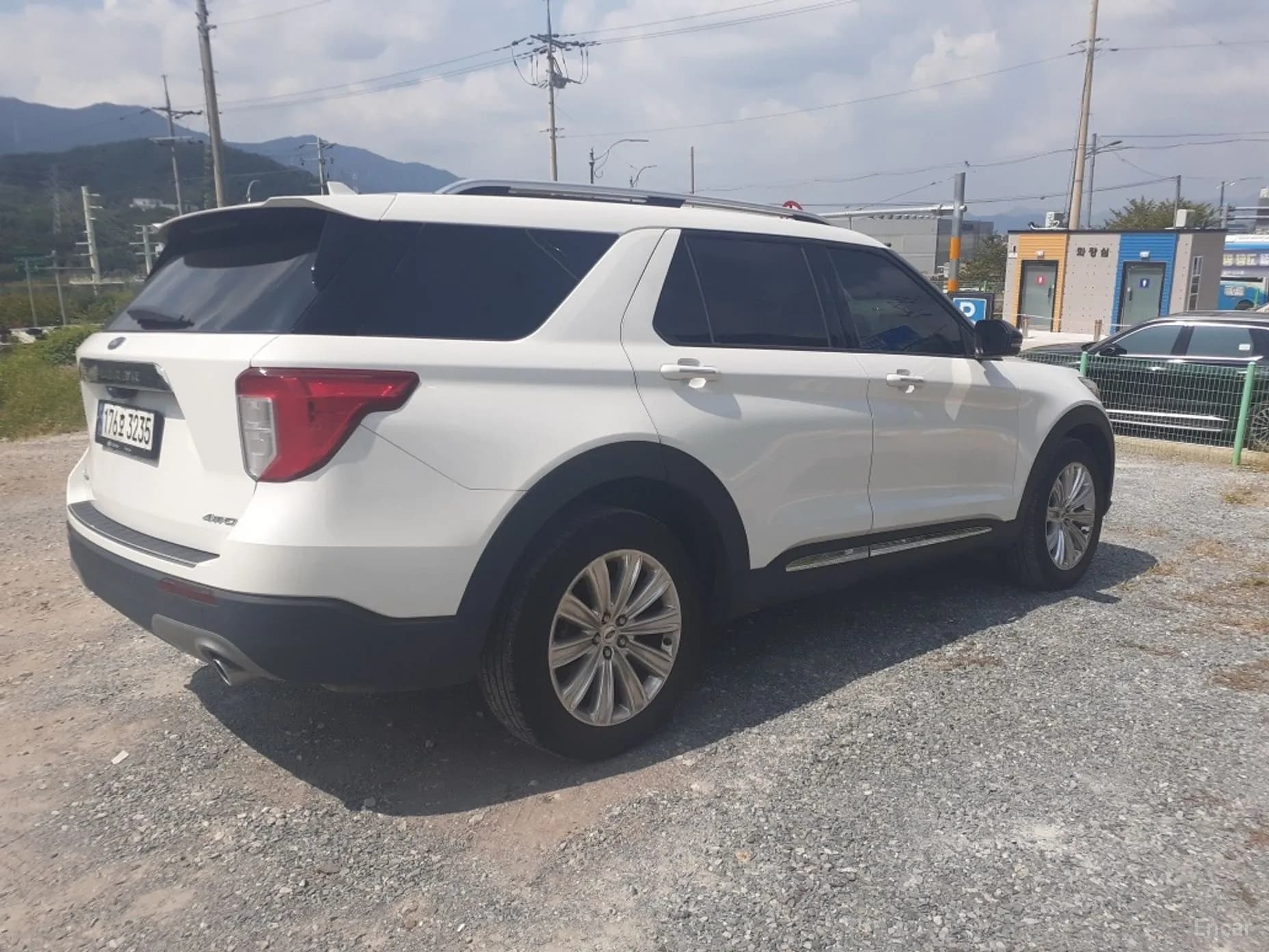 Explorer 6th Generation