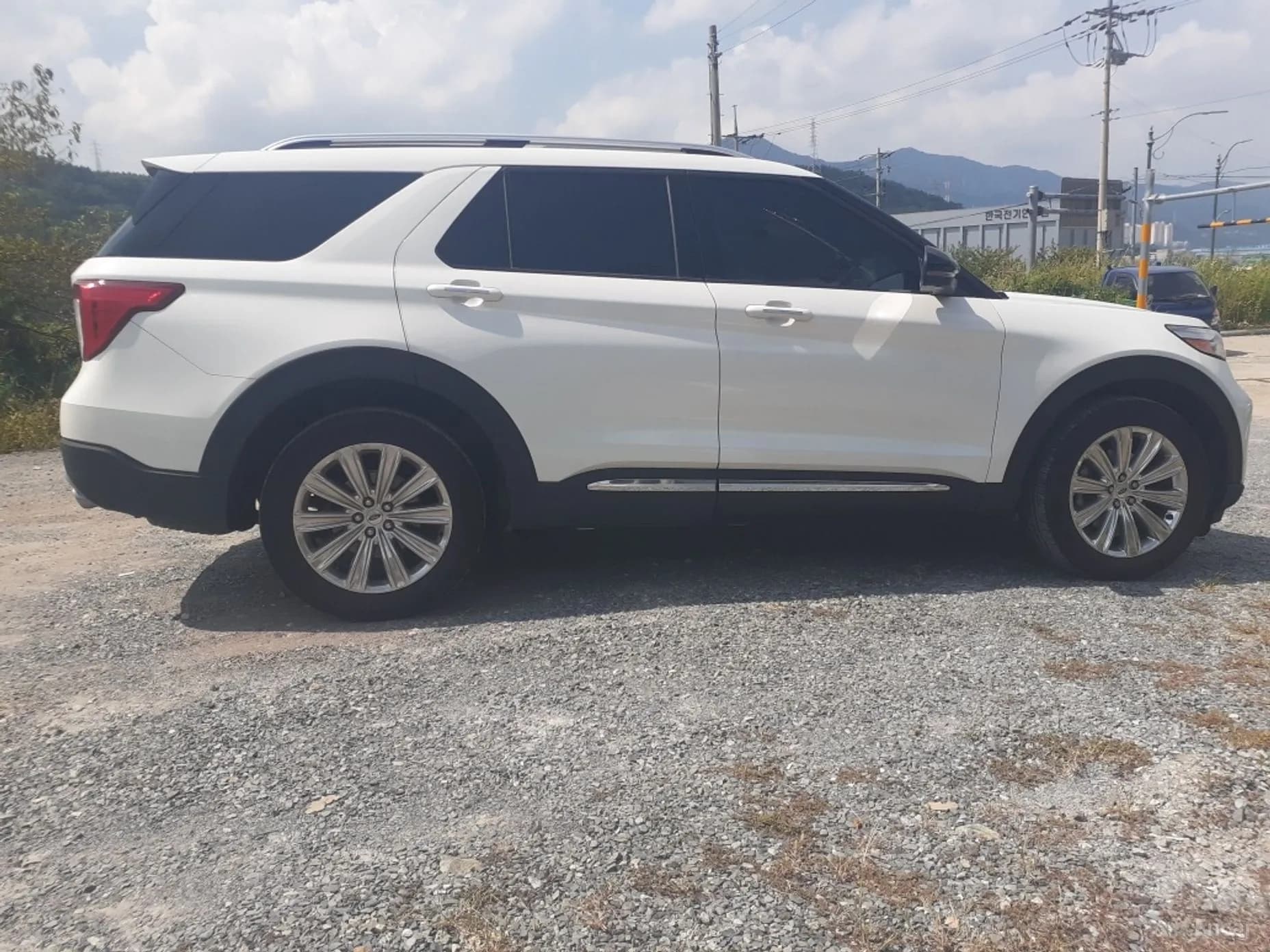 Explorer 6th Generation