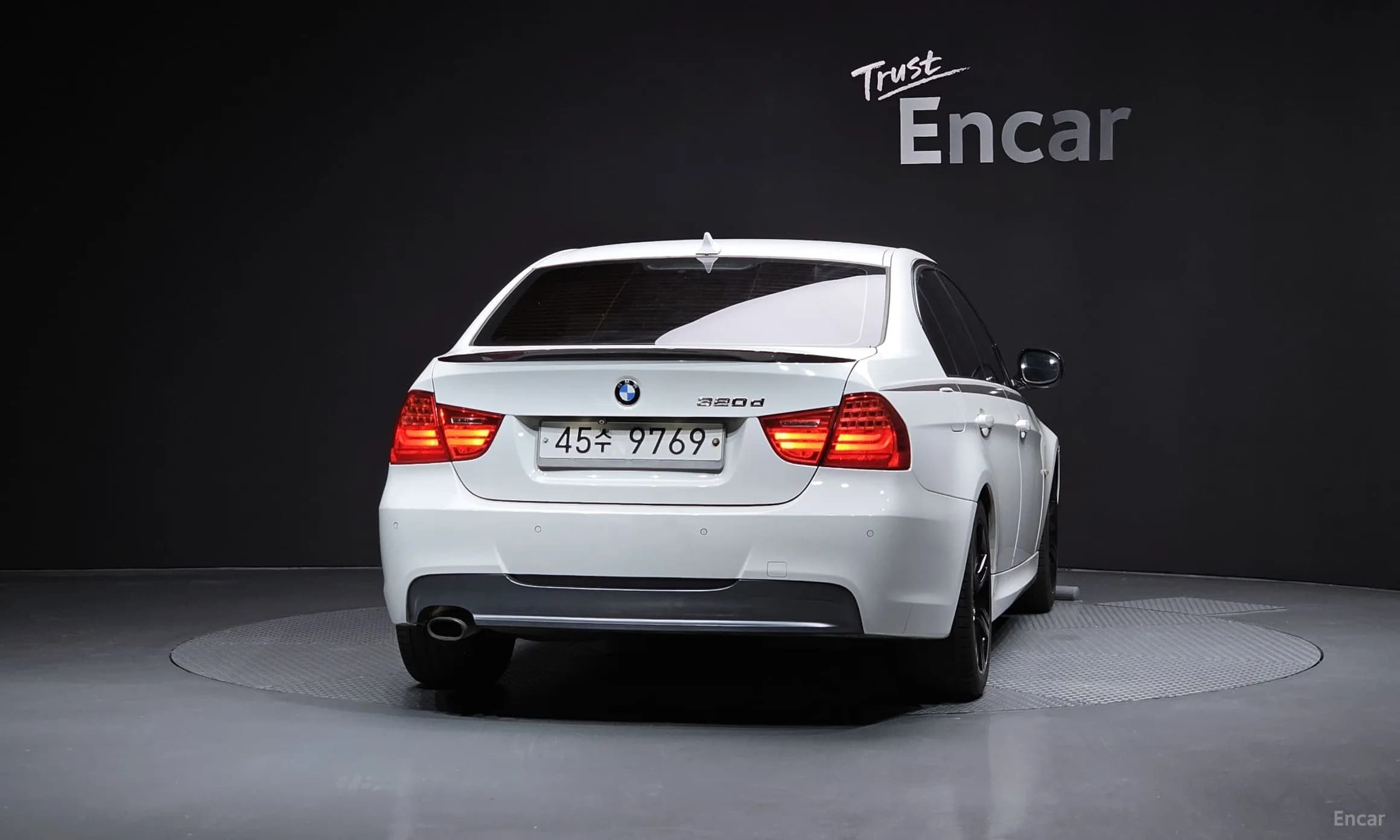 3 Series (E90)
