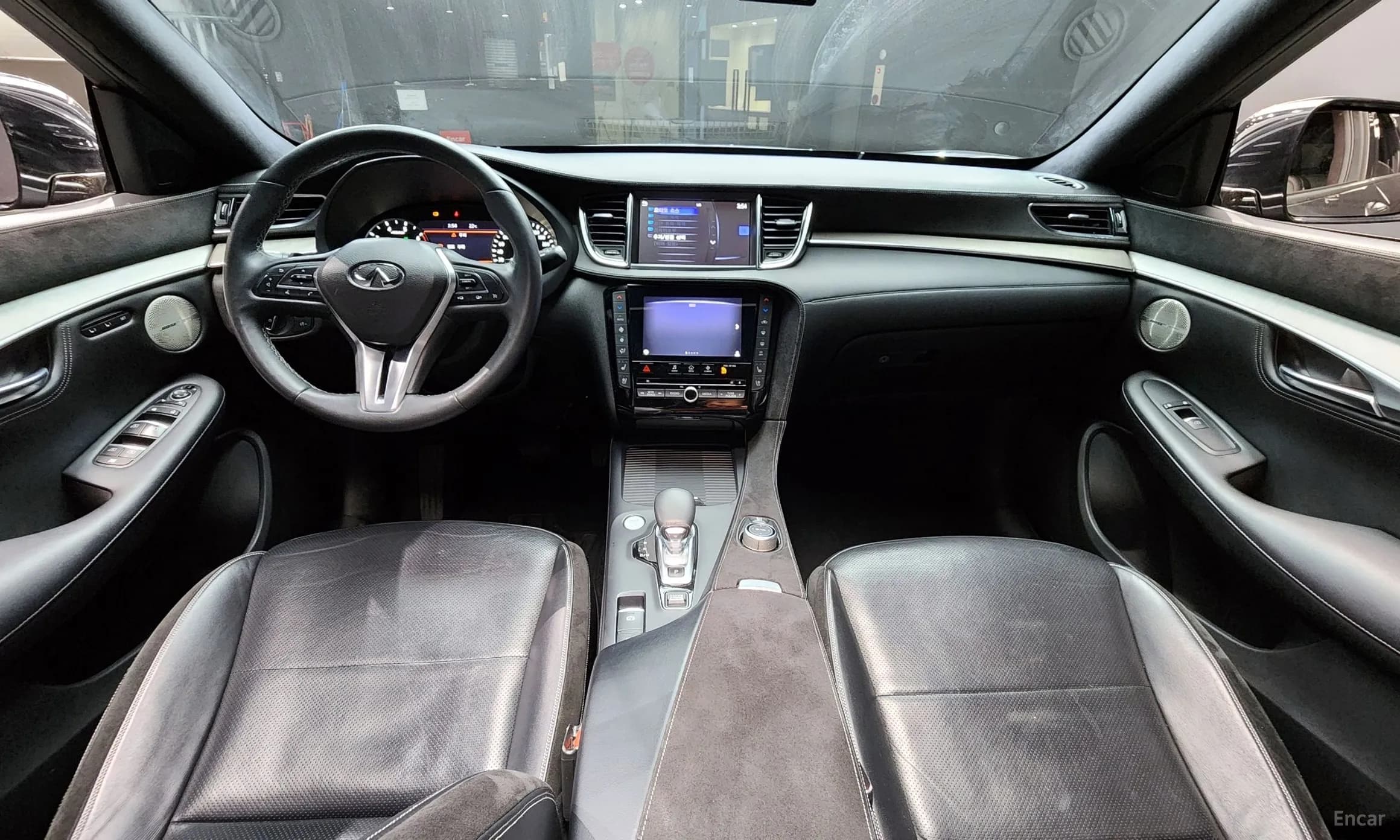 QX50 (P71A)
