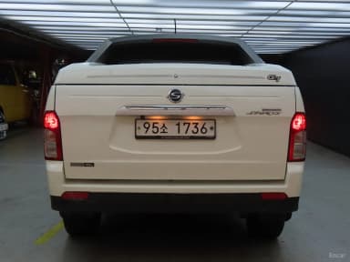 Korando Sports