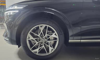 GV70