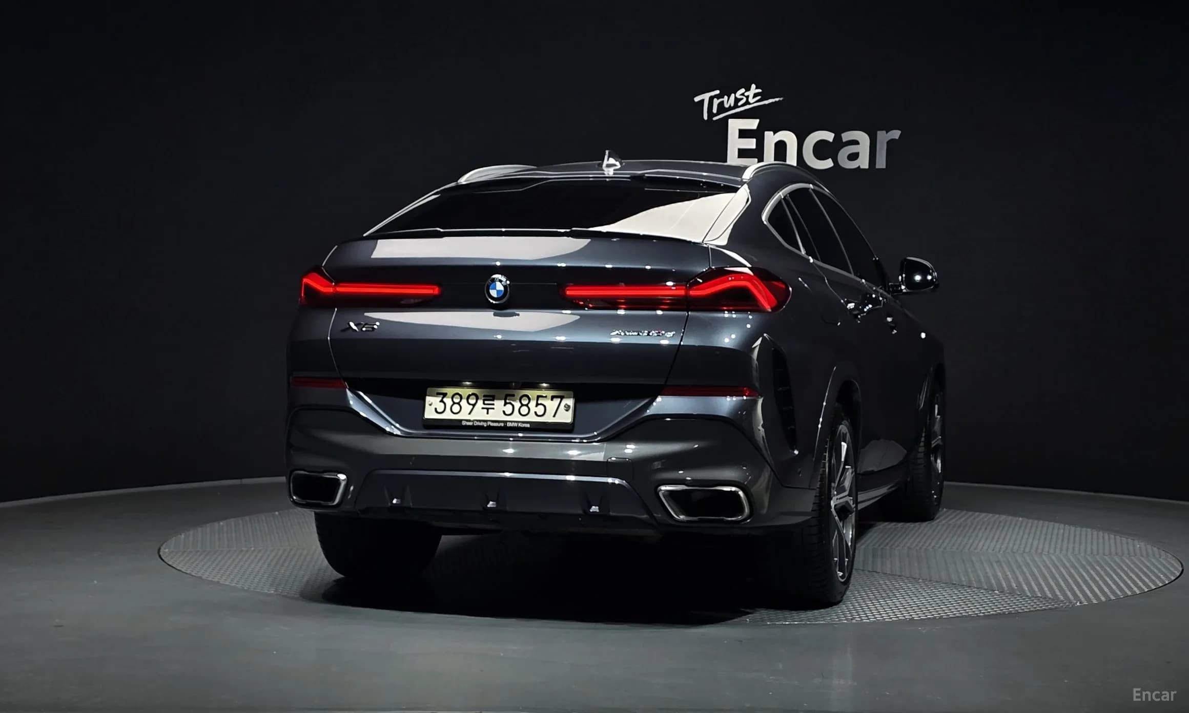 X6 (G06)