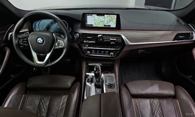 5 Series (G30)
