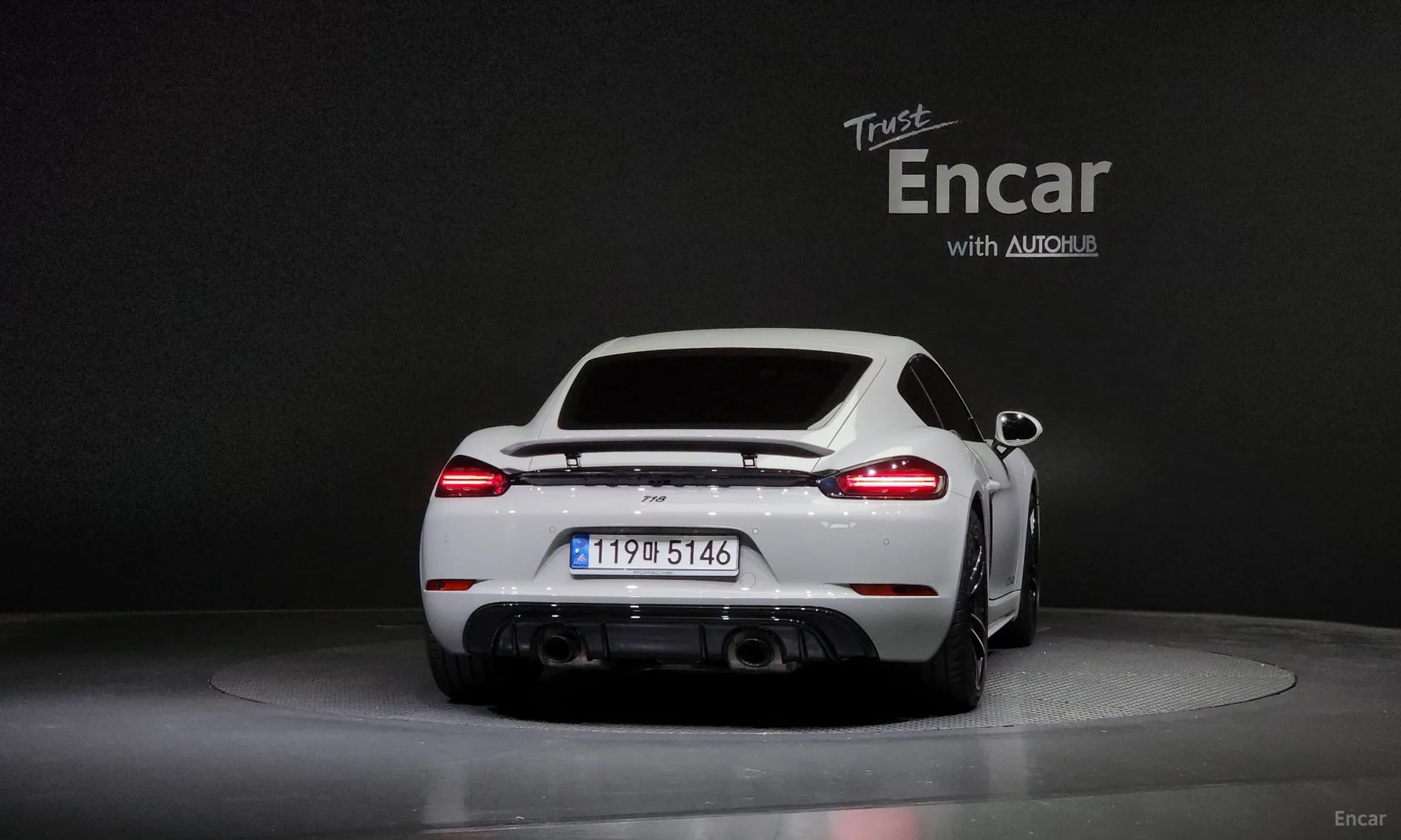 718 Cayman