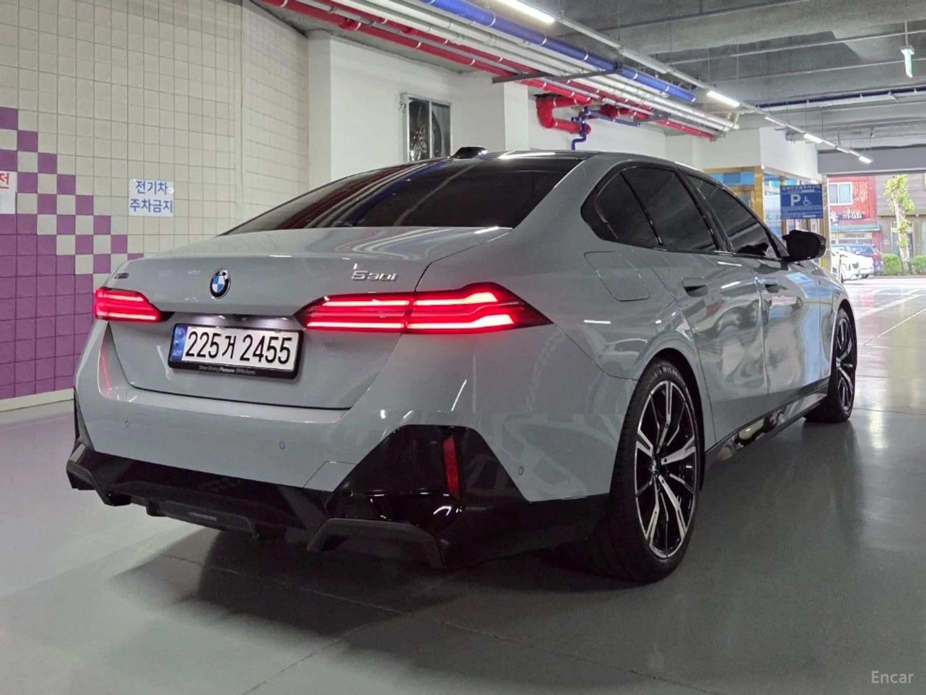 5 Series (G60)