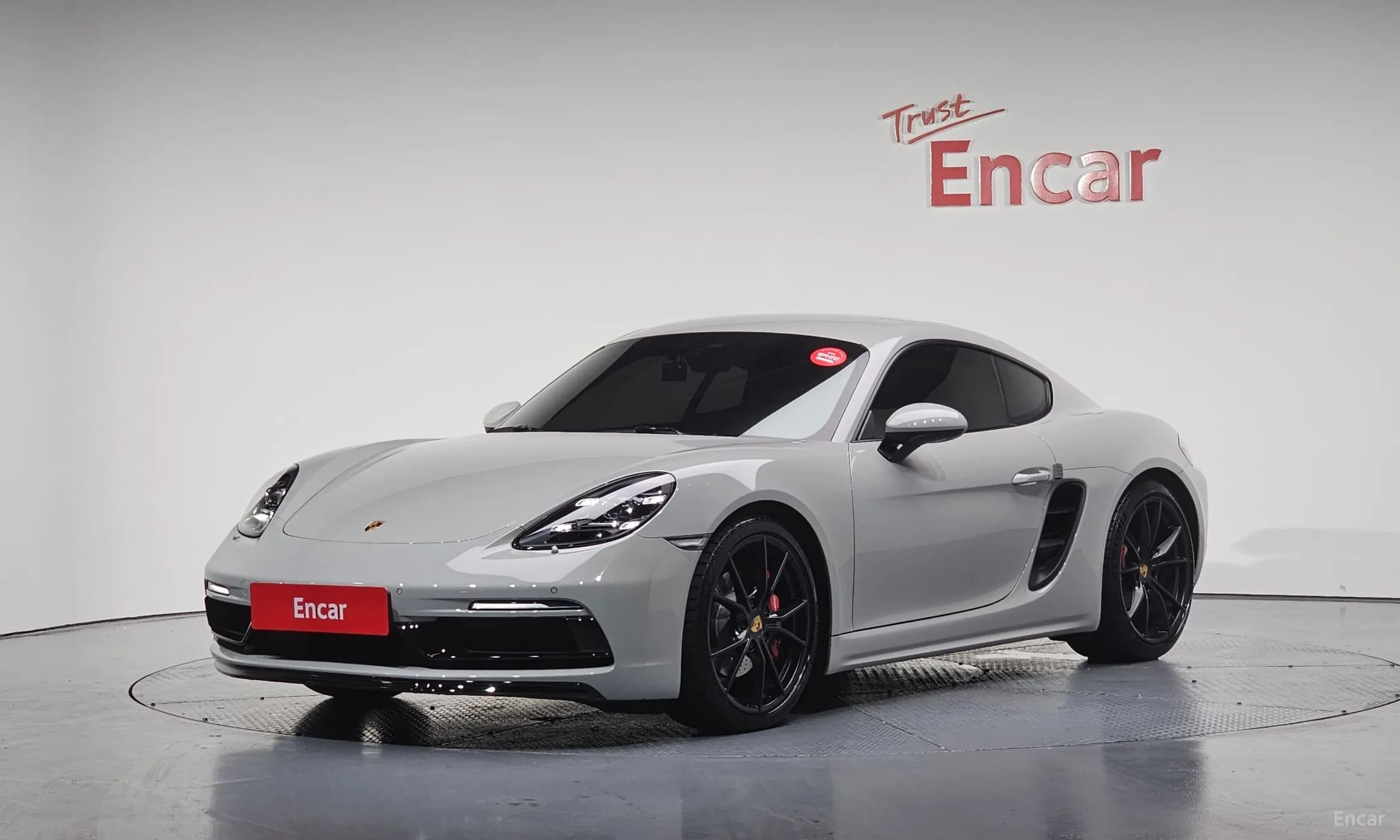 718 Cayman