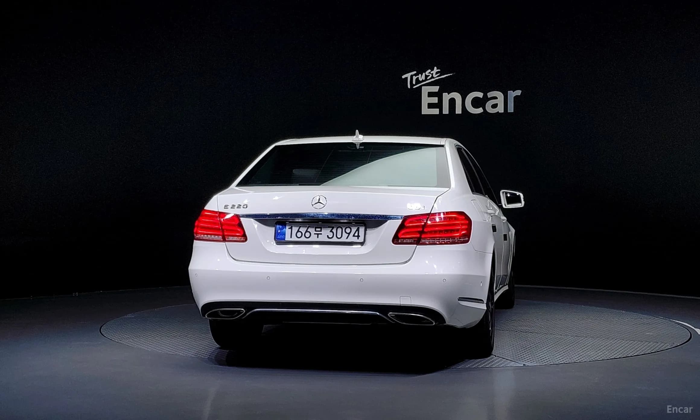 E-Class W212