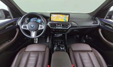 X3 (G01)