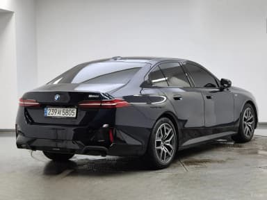 5 Series (G60)