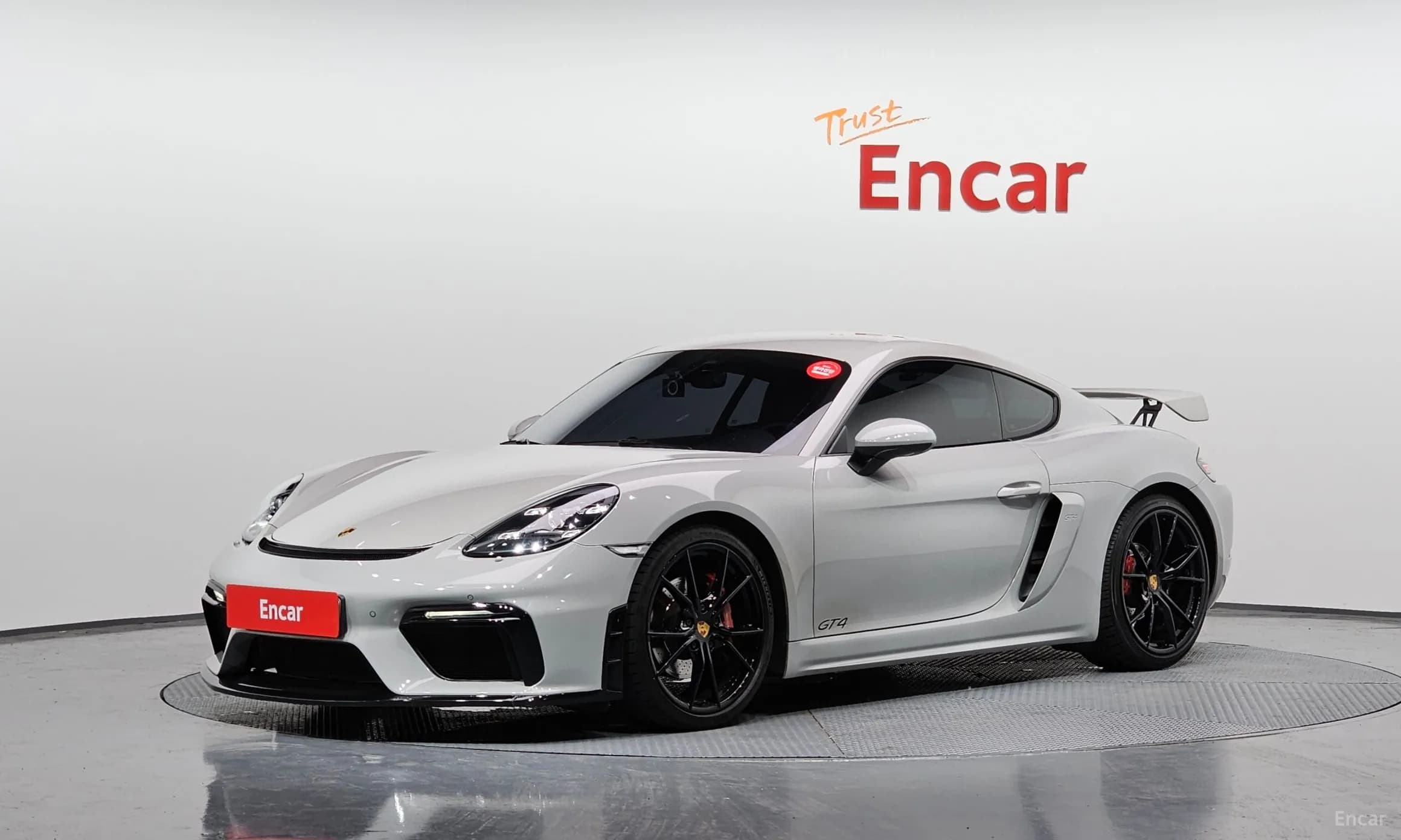 718 Cayman