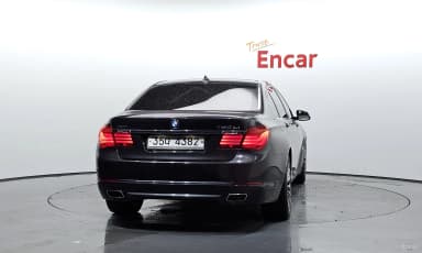 7 Series (F01)