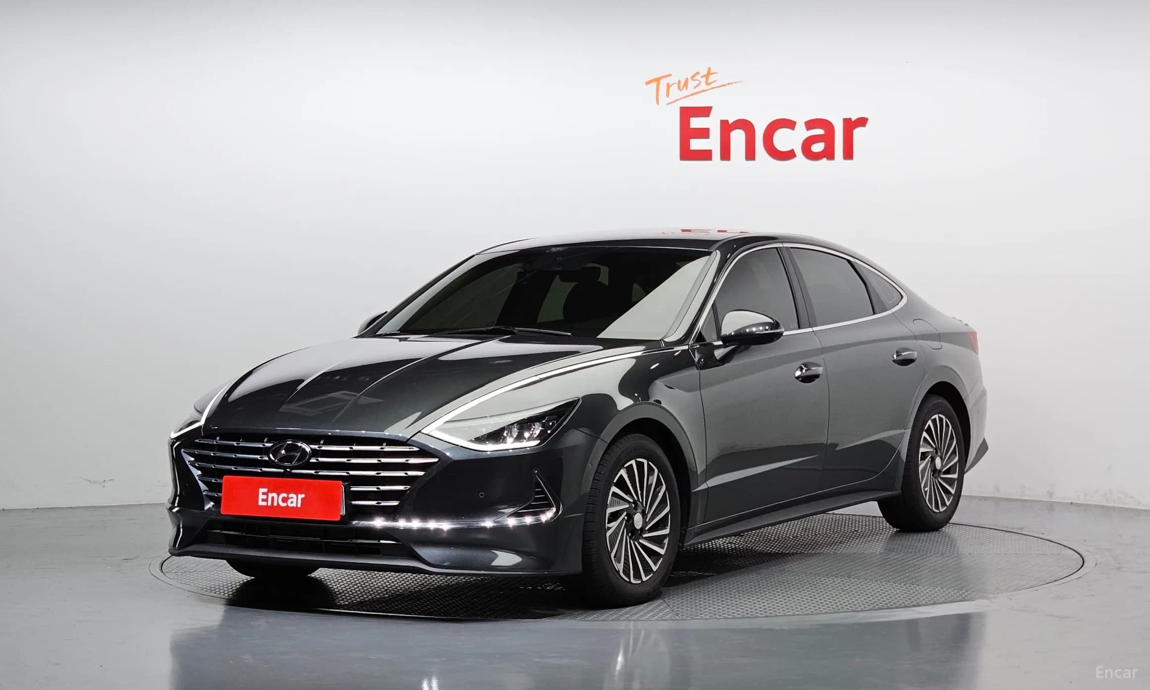 Sonata Hybrid (DN8)