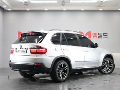 X5 (E70)