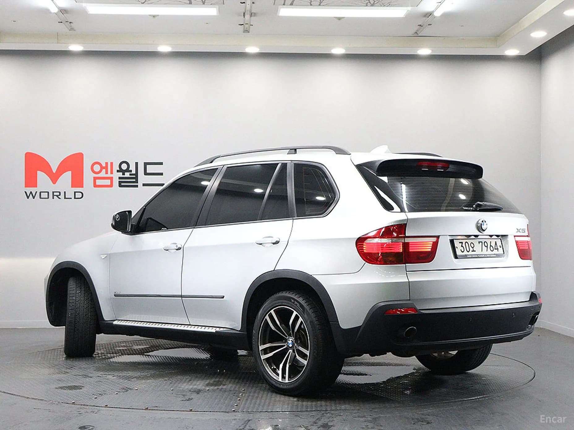 X5 (E70)